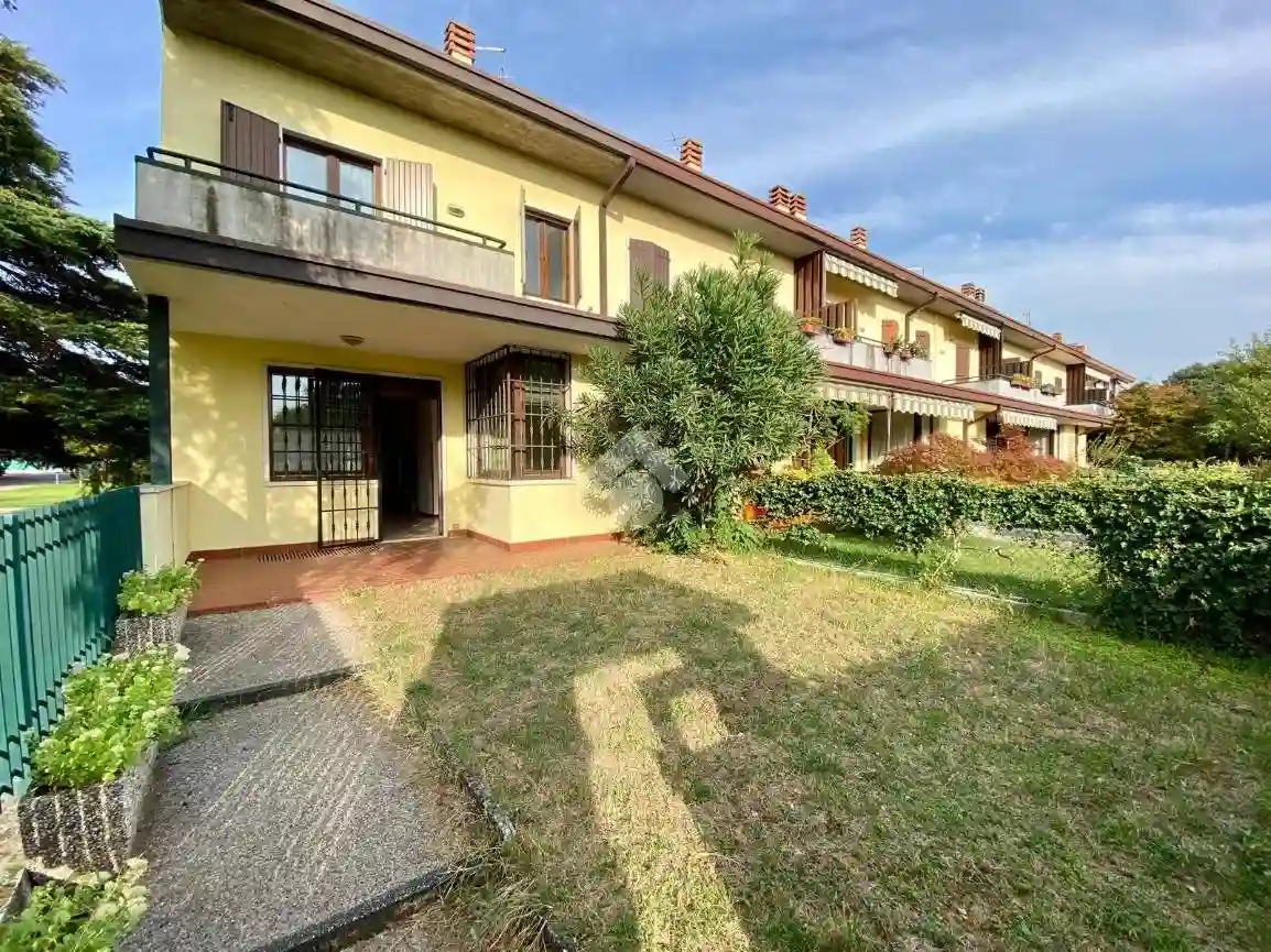 Villetta a schiera - foto 2