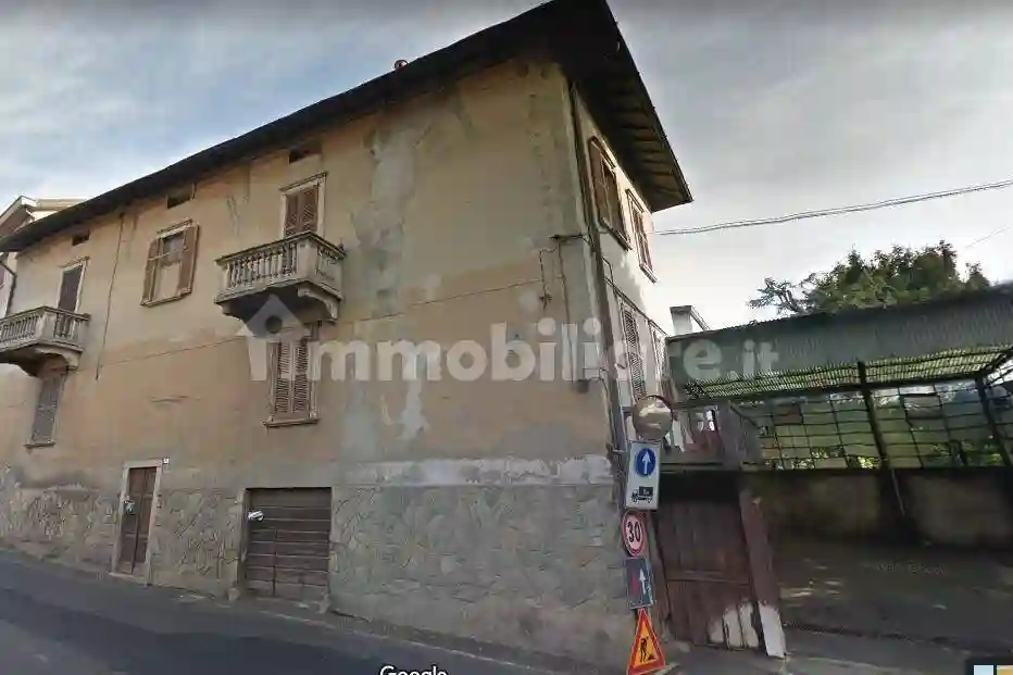 Terratetto plurifamiliare via Duca Guido Visconti di Modrone 4, Centro, Cassago Brianza - foto 4