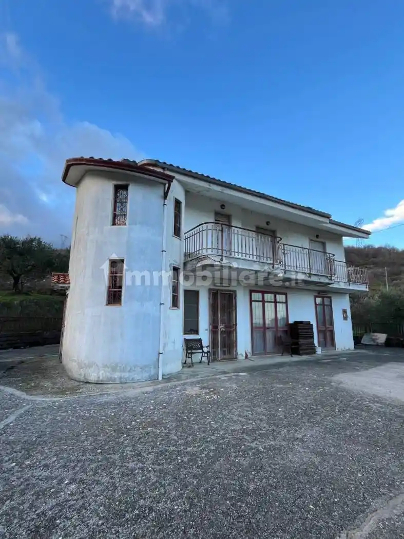 Villa in vendita a Cautano