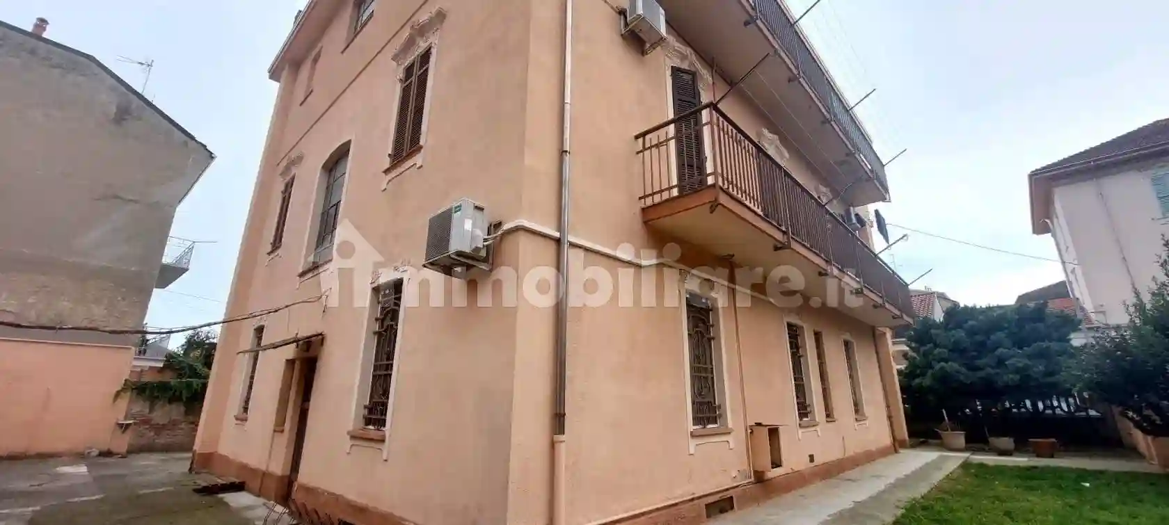 Palazzo - Edificio - foto 2