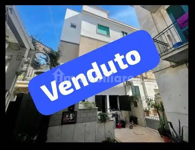 Appartamento in vendita a Ladispoli