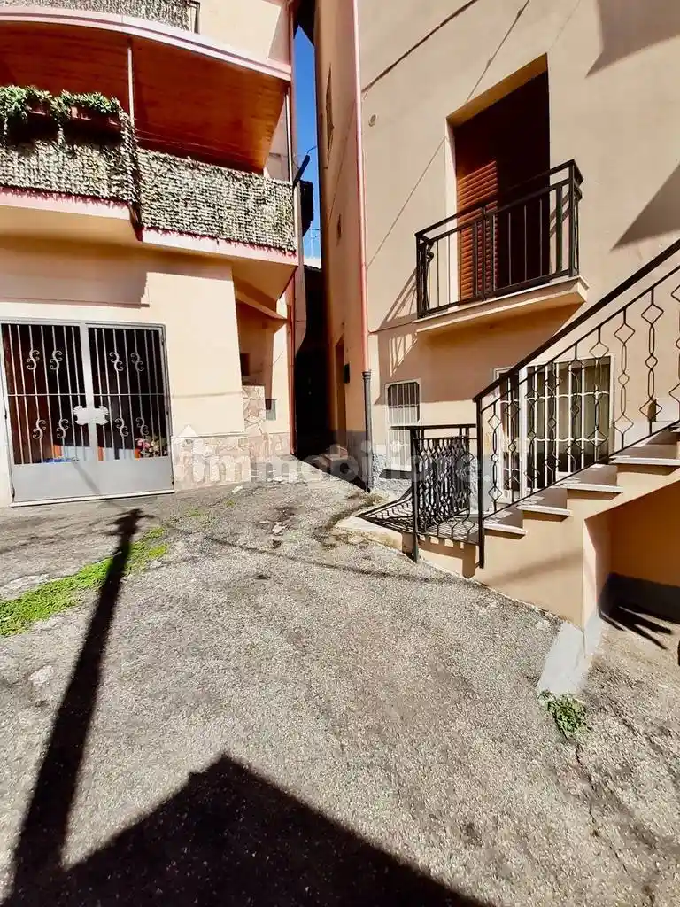 Trilocale via Pubblica Istruzione, Gagliano, Catanzaro - foto 2