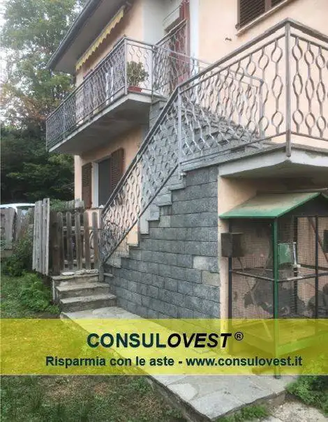 Appartamento in asta a Monvalle