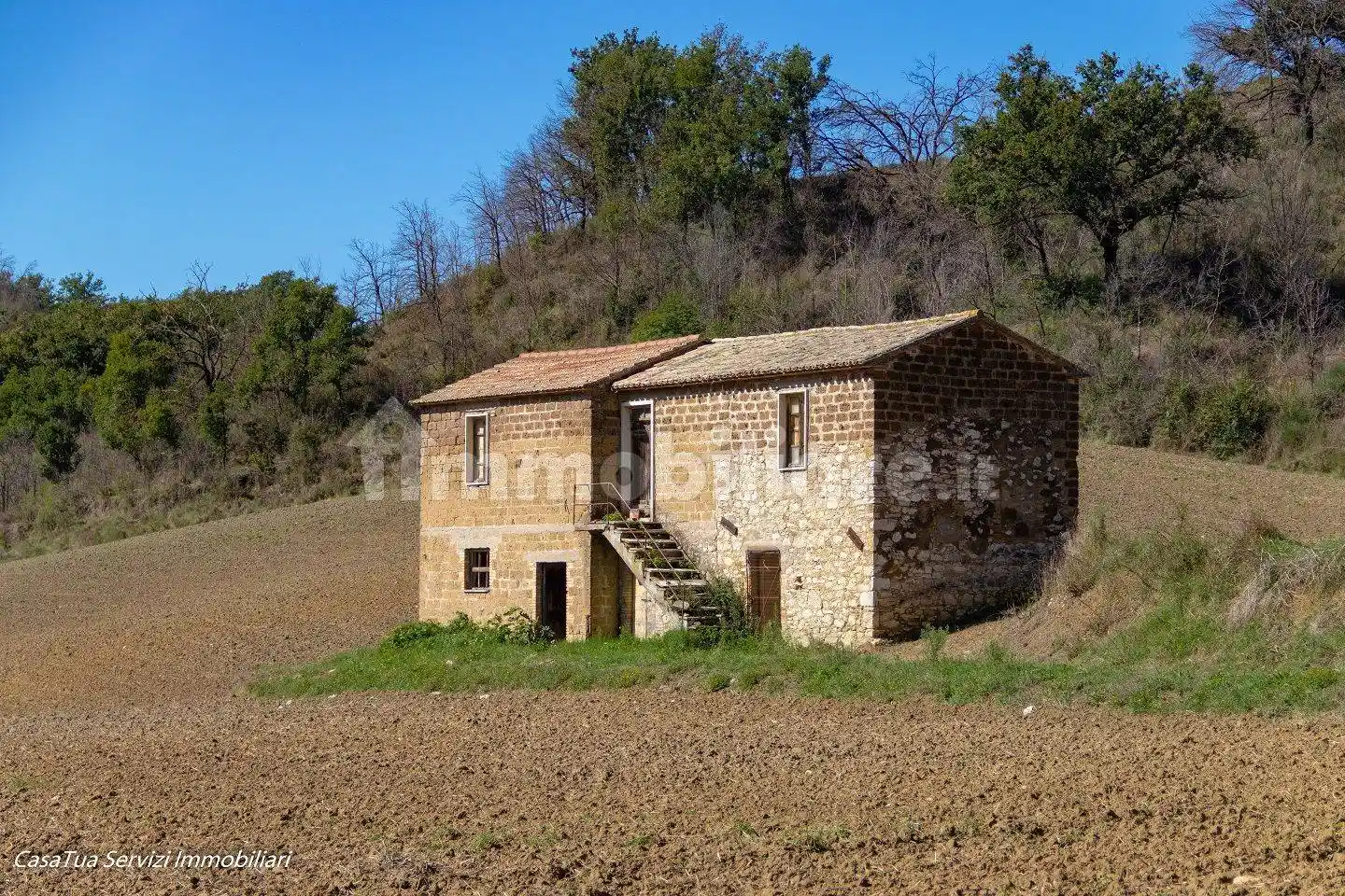 Rustico - Casale in vendita a Guardea