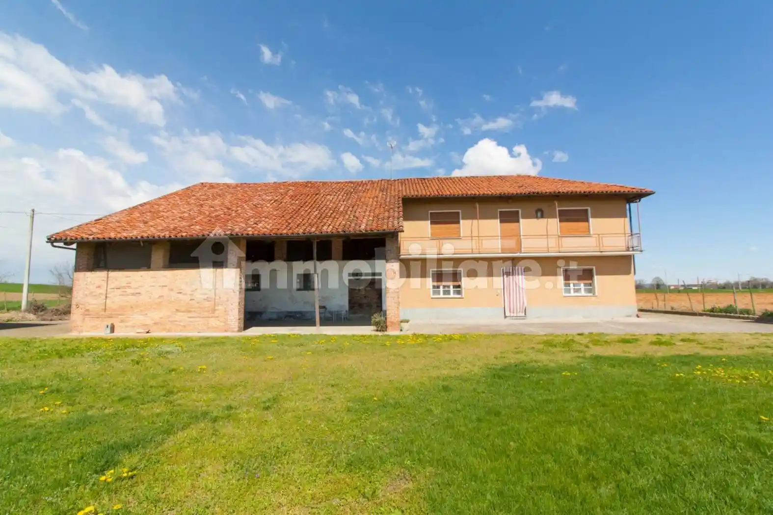 Rustico - Casale in vendita a Cherasco