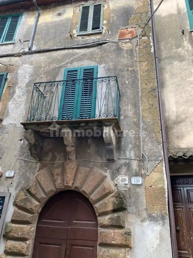 Appartamento in vendita a Pitigliano