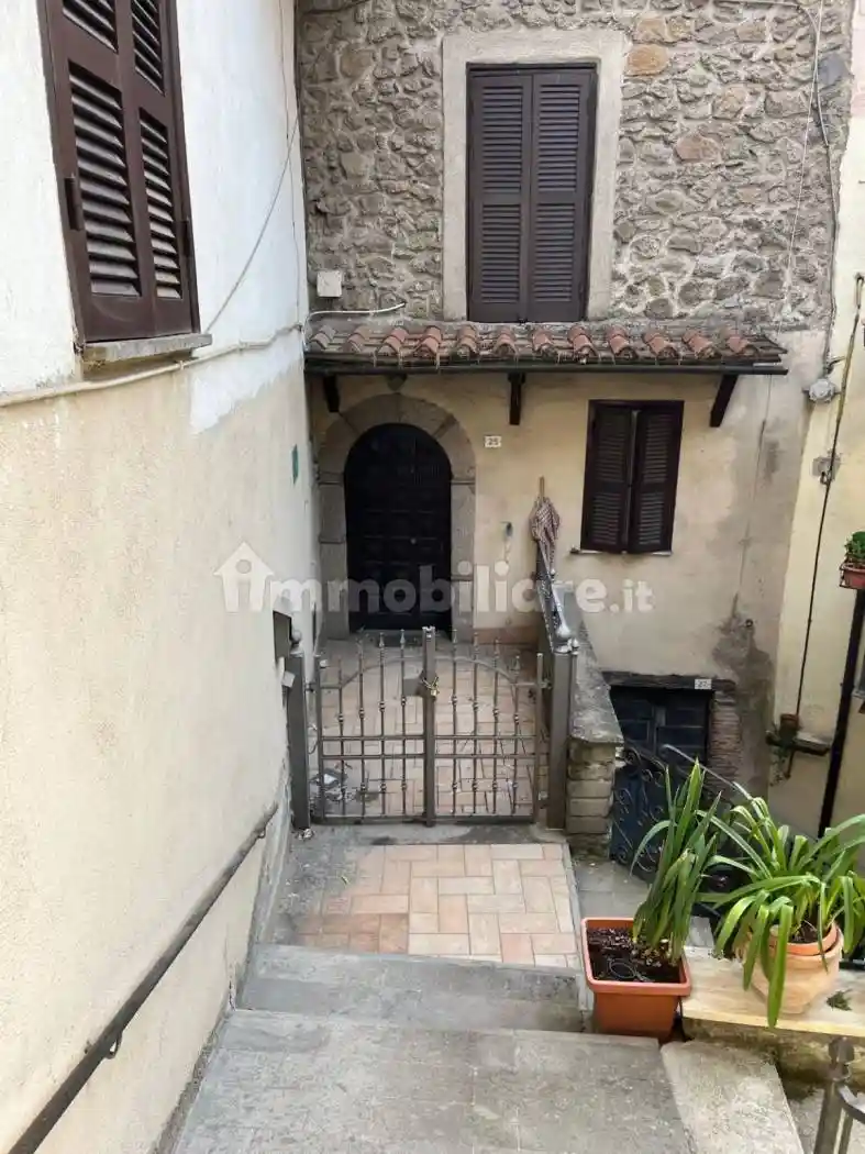 Casa indipendente in vendita a Canepina