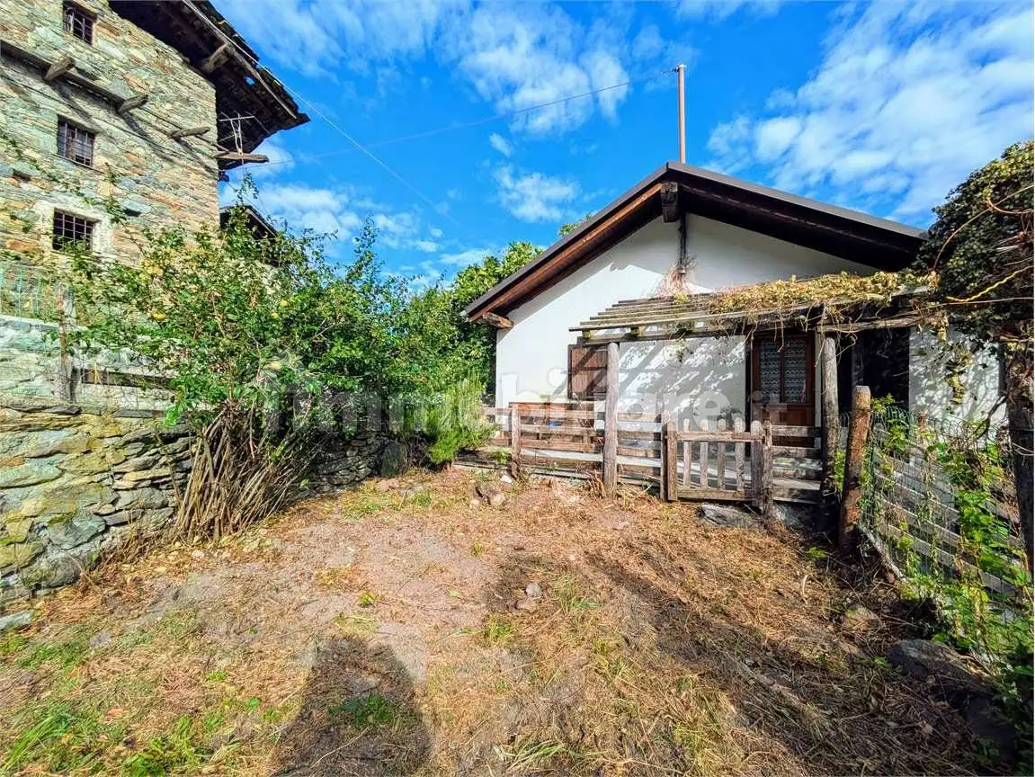 Casa indipendente in vendita a Brissogne