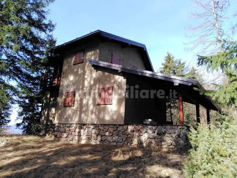 Villa in vendita a Castione della Presolana