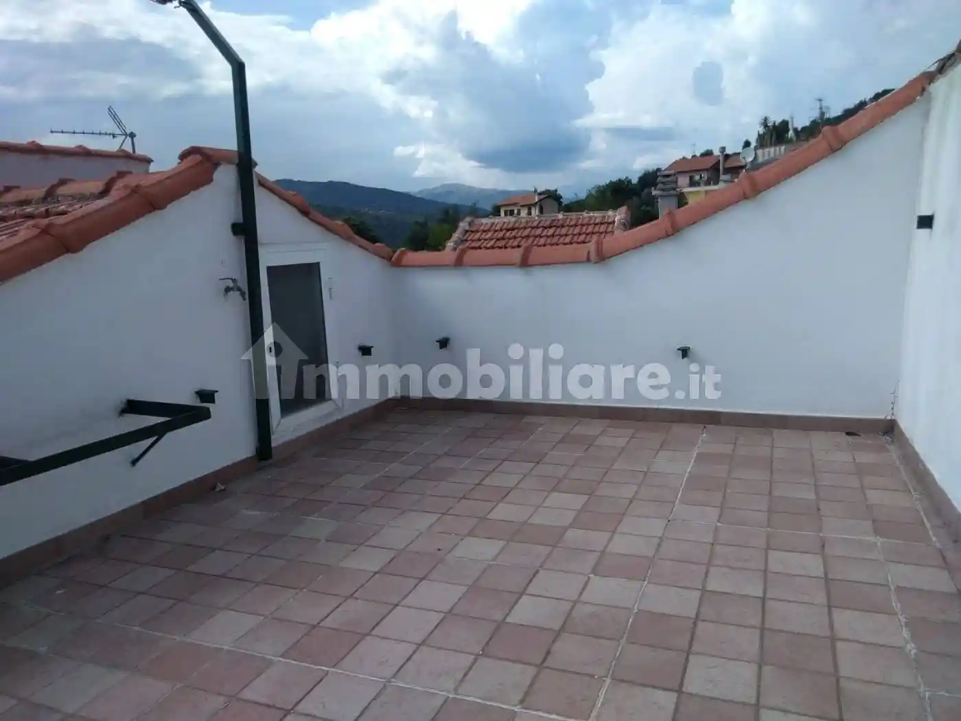 Appartamento in vendita a Imperia