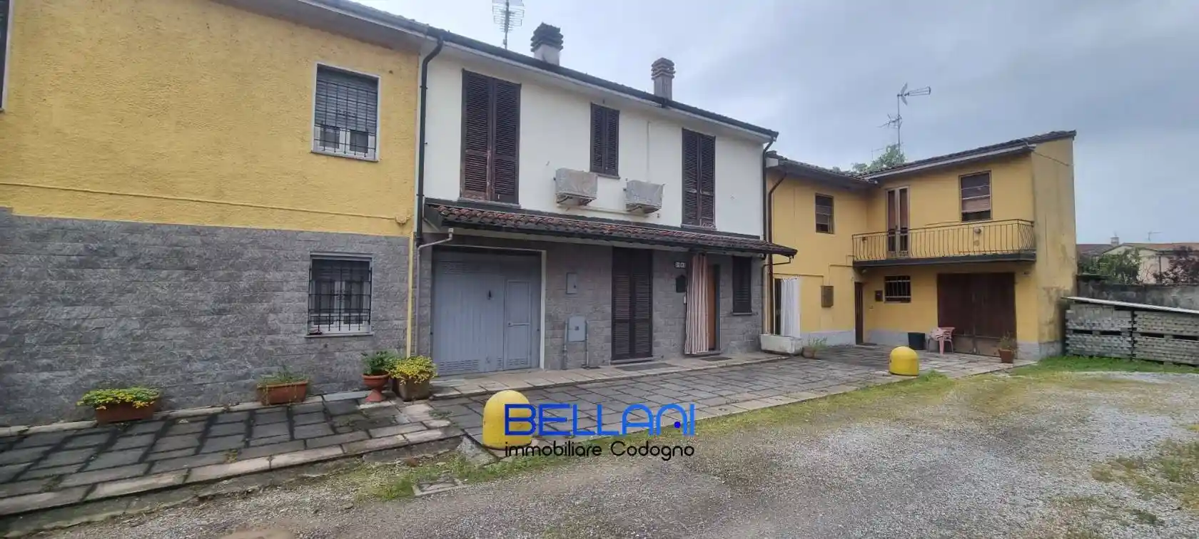 Casa indipendente in vendita a Fombio