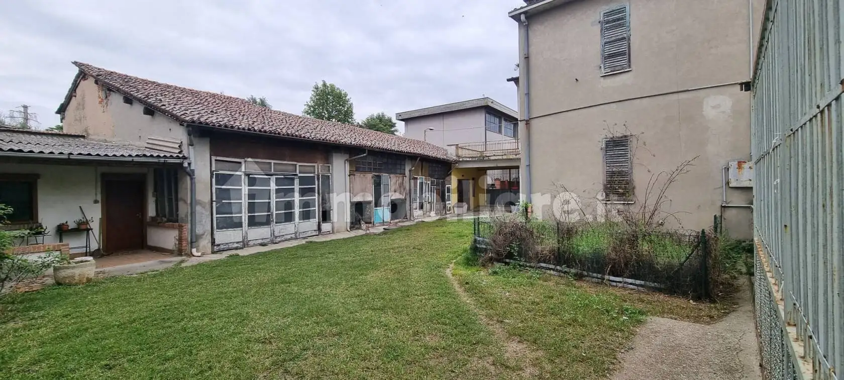 Terratetto plurifamiliare via Roma 18, Corno Giovine - foto 2