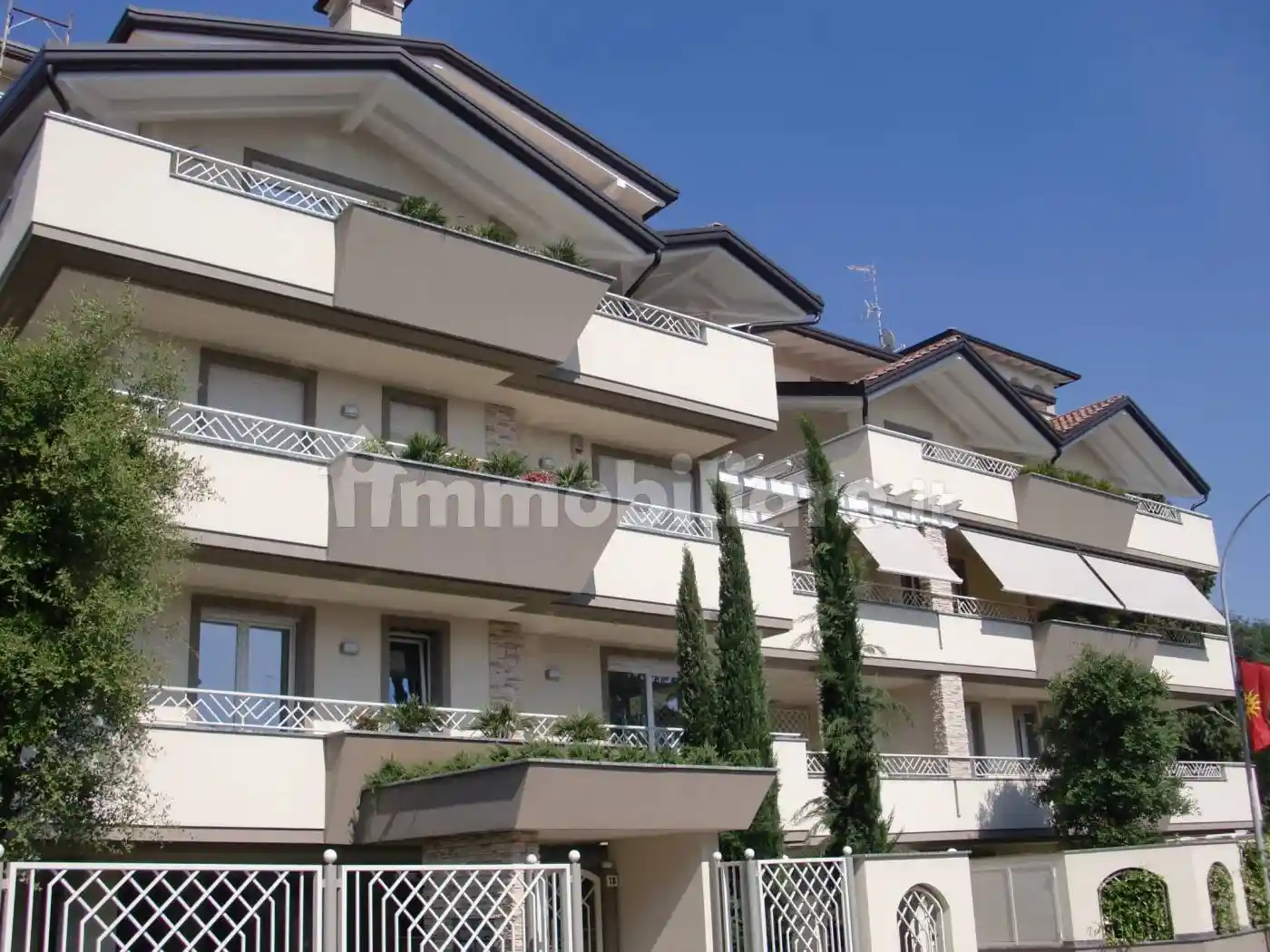 Appartamento in vendita a Legnano