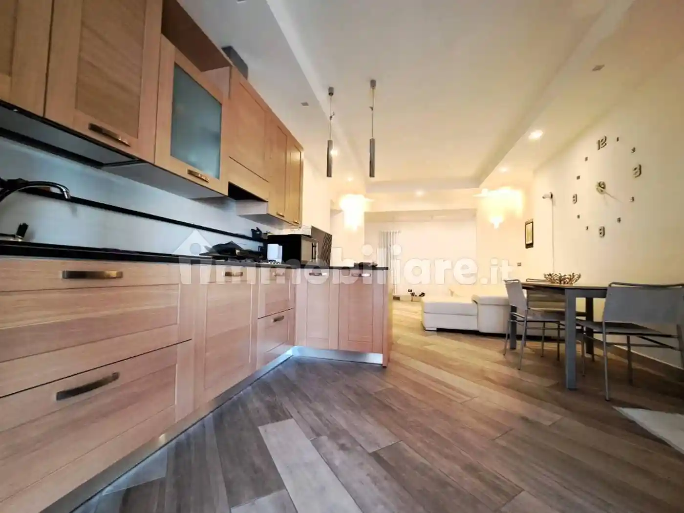 Appartamento in vendita a Carrara