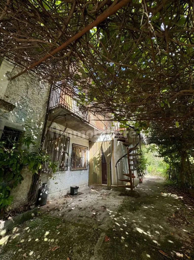 Casa indipendente in vendita a Gioia Sannitica