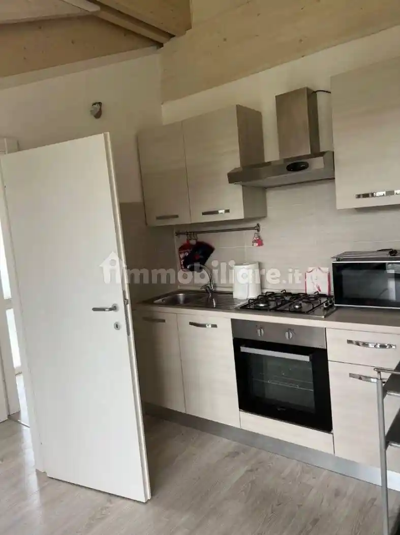 Bilocale ottimo stato, primo piano, Madonna Della Neve, Frosinone - foto 4