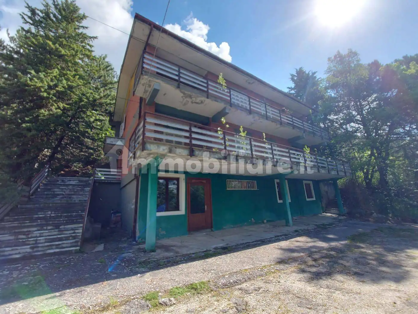 Villa in vendita a Pizzoli