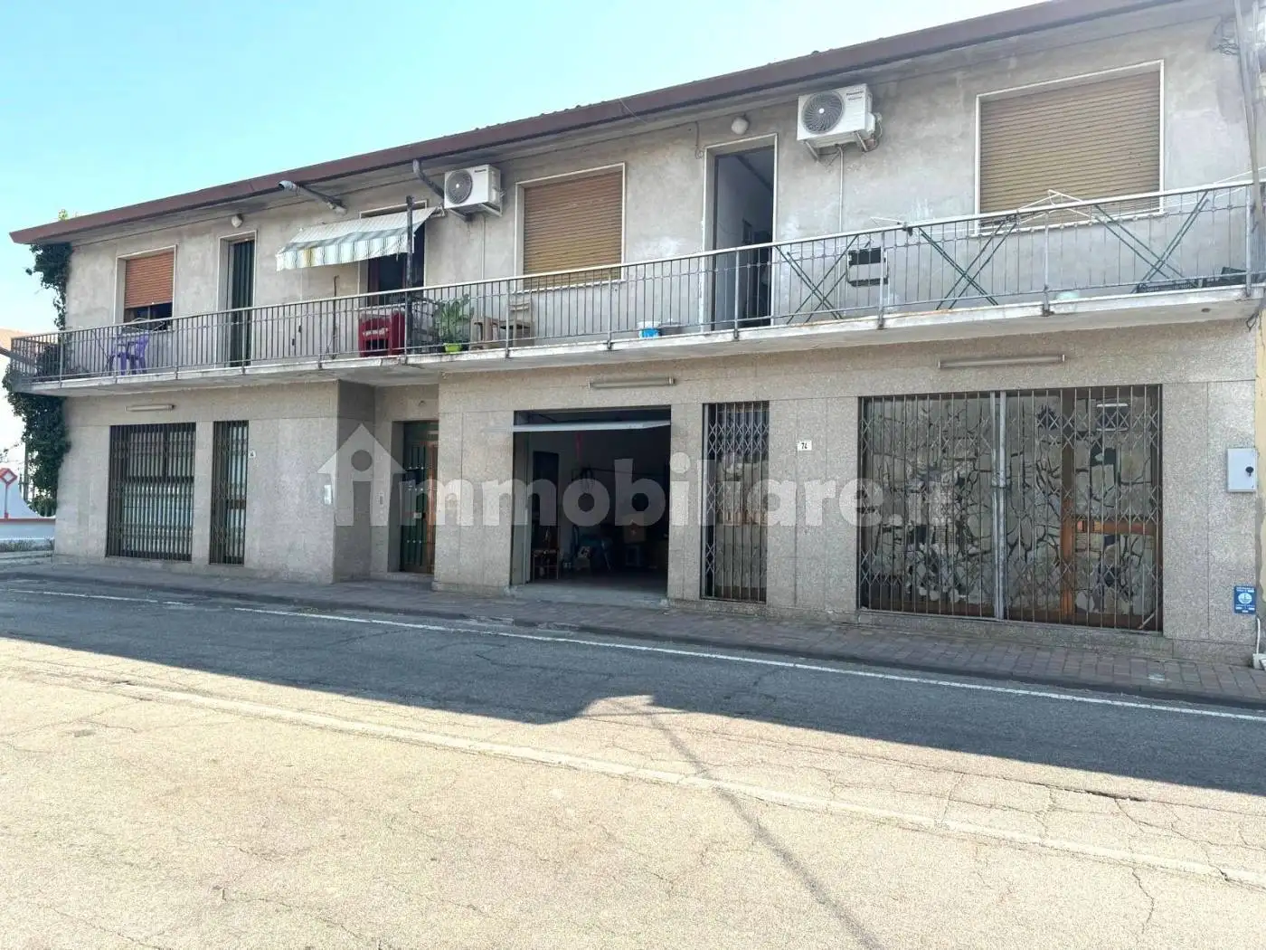 Casa indipendente in vendita a Urbana