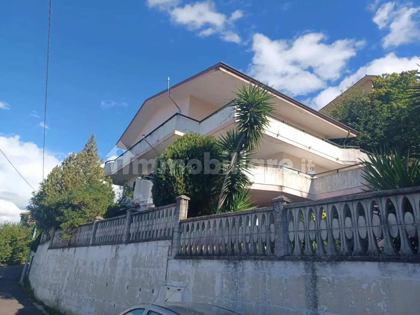 Villa in vendita a Laureana Cilento