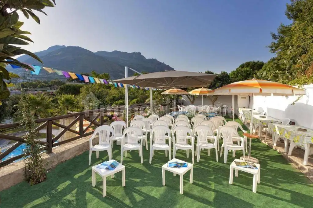 Palazzo - Edificio in vendita a Ischia