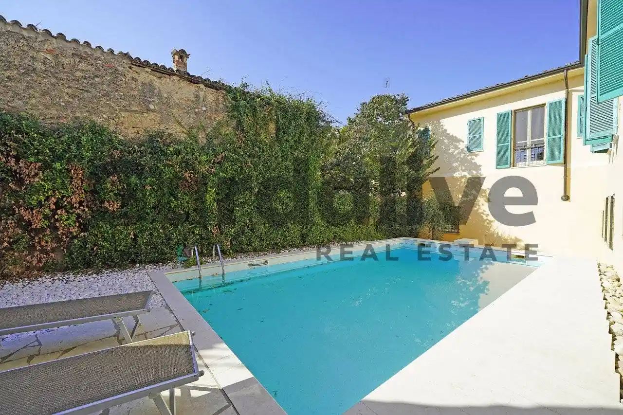 Villa in vendita a Cavriana