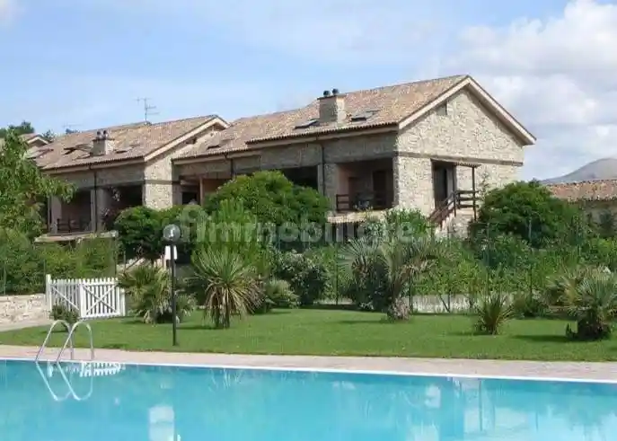 Villetta a schiera in vendita a San Massimo