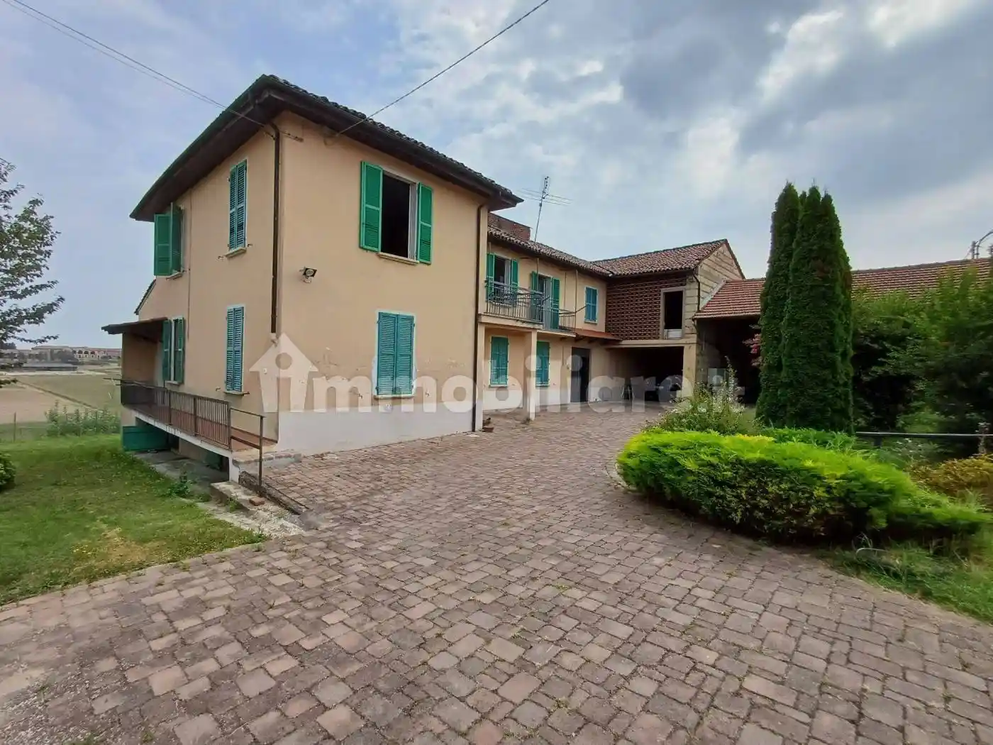 Villa in vendita a Montemagno
