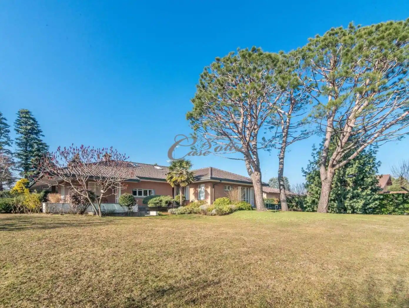 Villa in vendita a Fenegrò