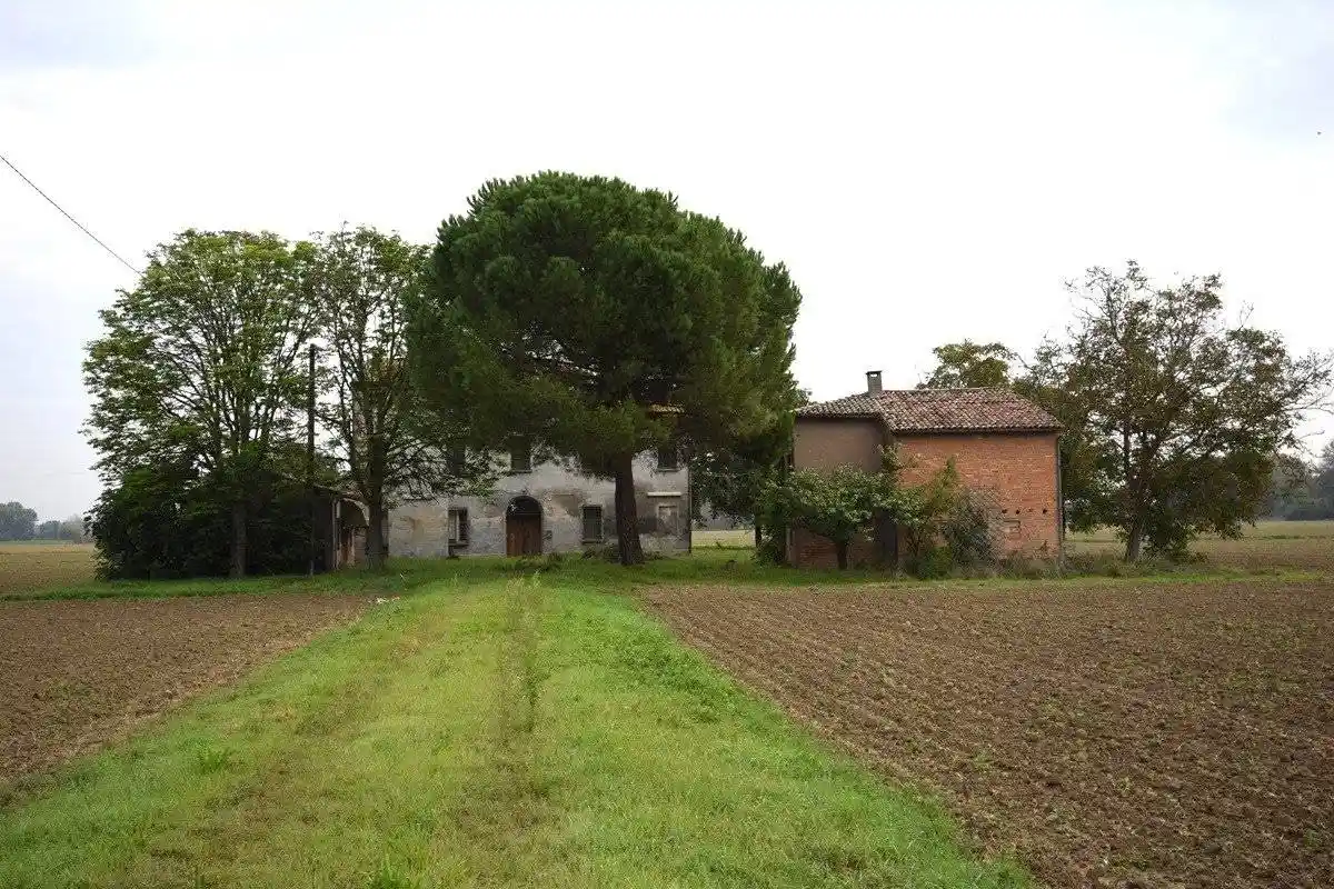 Rustico - Casale in vendita a Russi