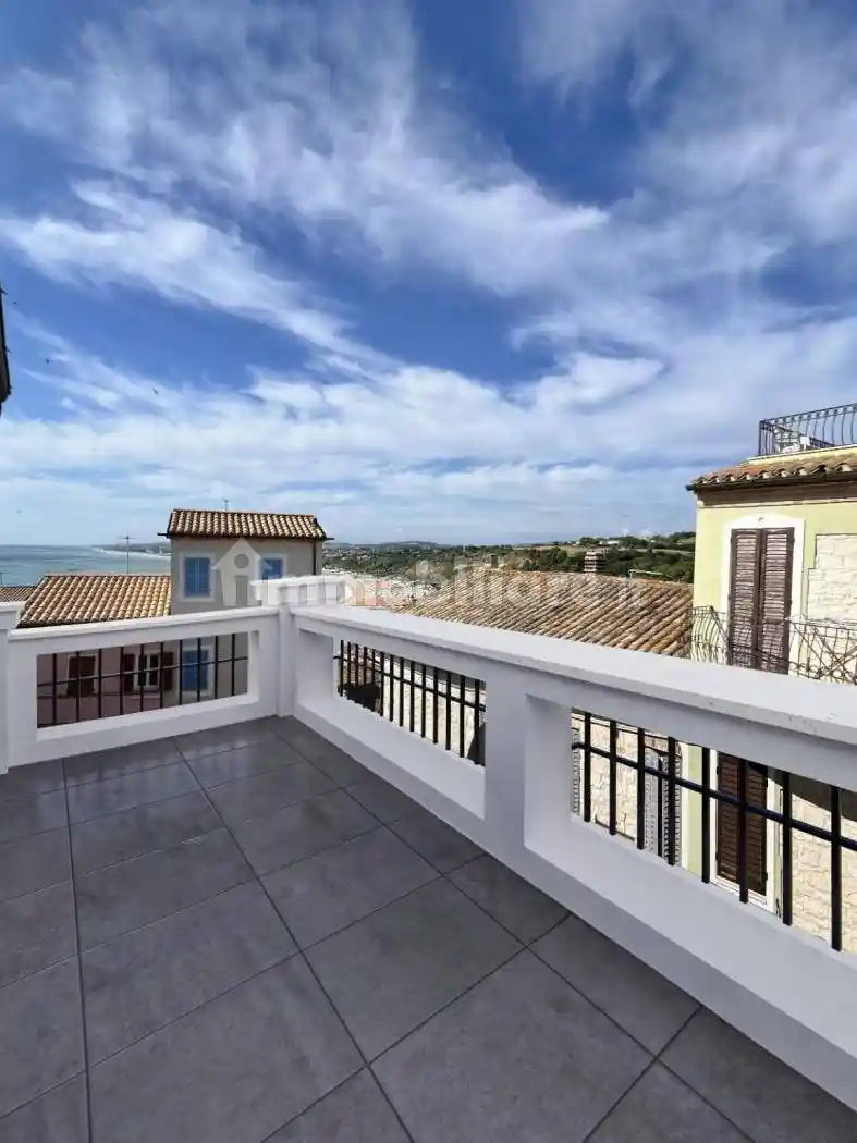 Casa indipendente in vendita a Numana