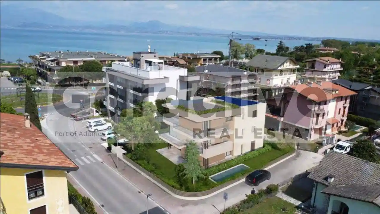 Appartamento in vendita a Sirmione