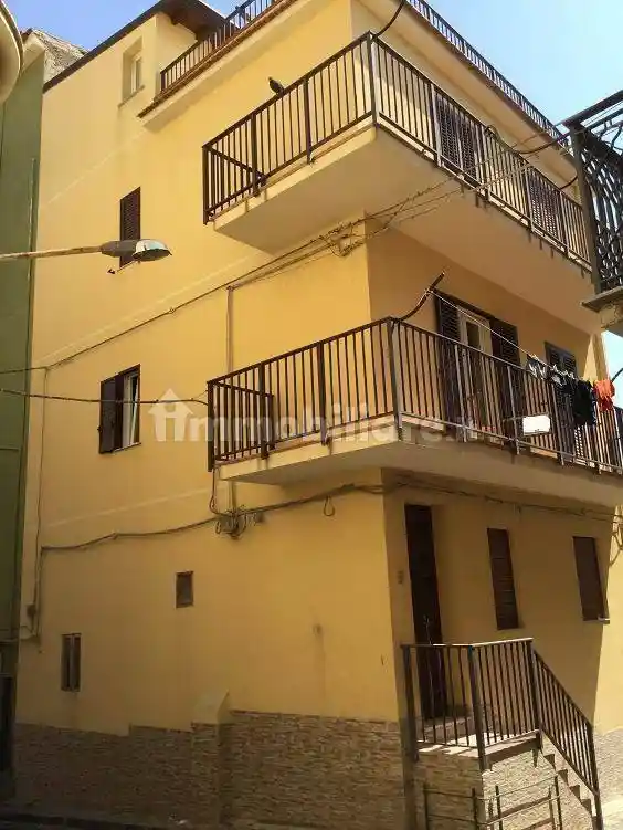 Palazzo - Edificio in vendita a Licata