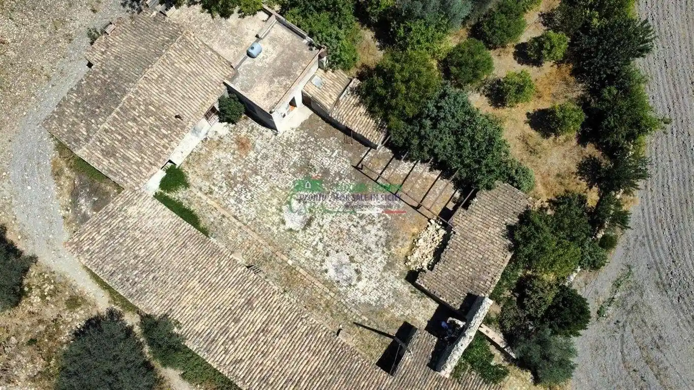 Rustico - Casale in vendita a Ragusa
