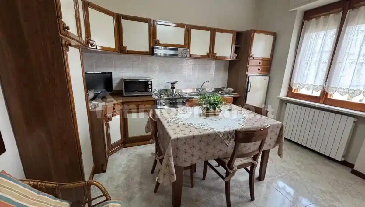 Trilocale via Girolamo Vitelli, Rione Libertà, Benevento - foto 4