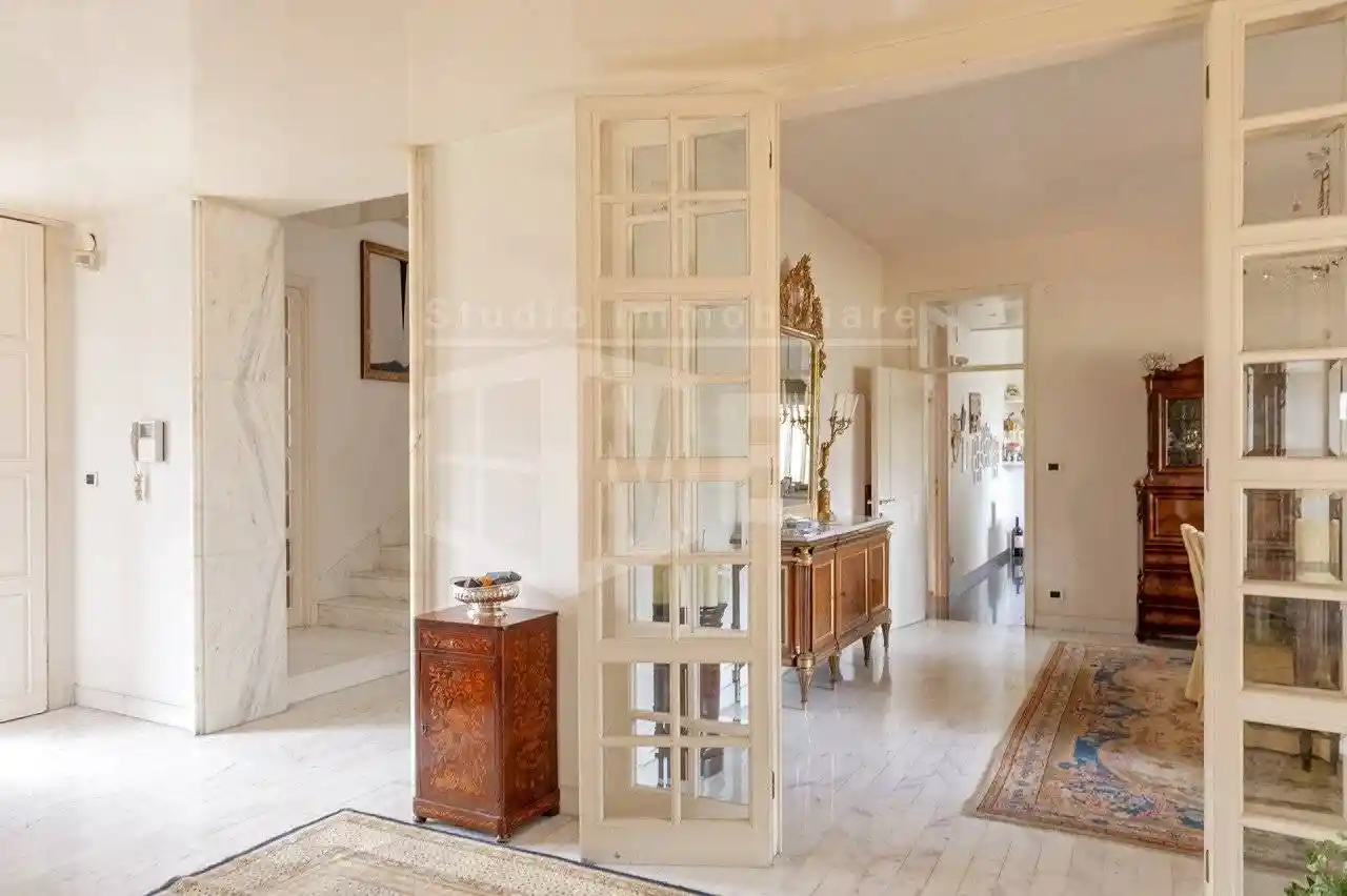 Villa in vendita a Livorno