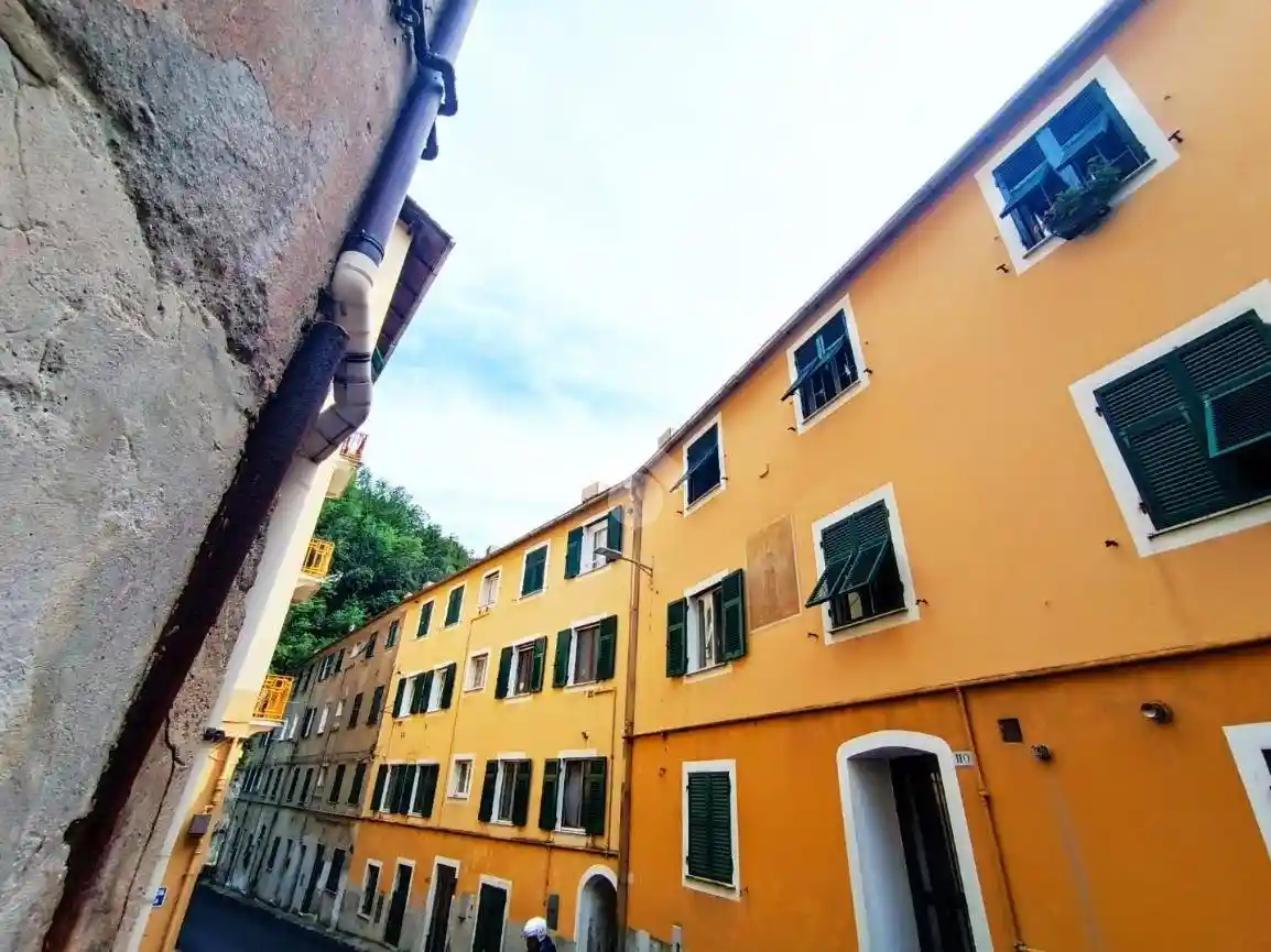 Trilocale via fabbriche 106, Fiorino, Genova - foto 2