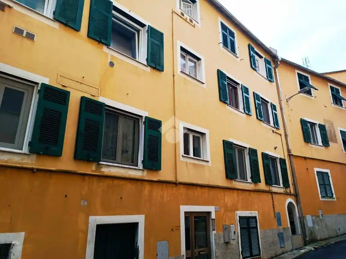 Trilocale via fabbriche 106, Fiorino, Genova - foto 4