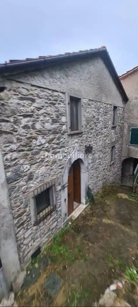 Appartamento in vendita a Fivizzano