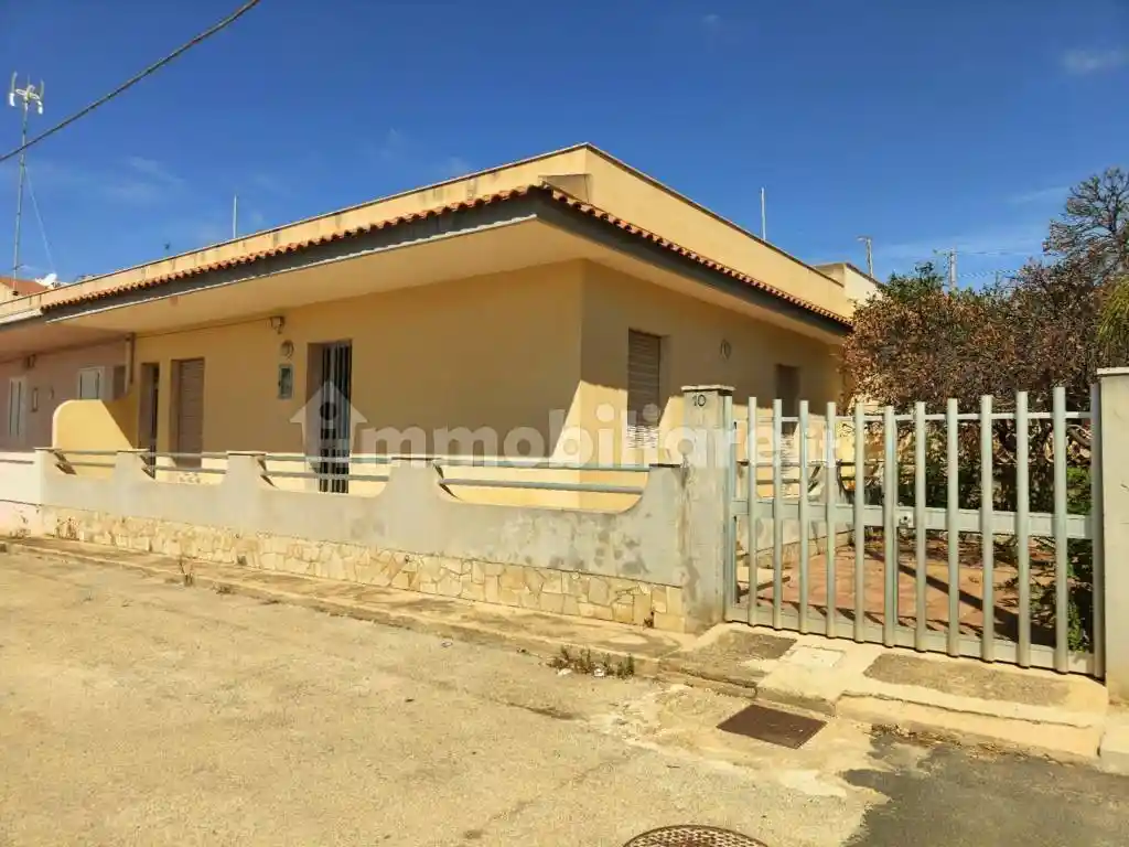 Casa indipendente in vendita a Santa Croce Camerina