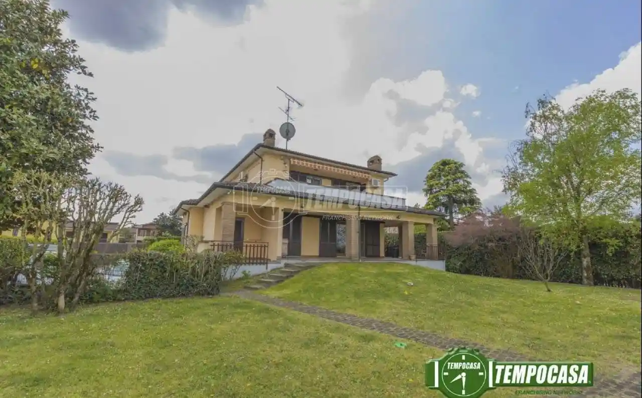 Villa in vendita a Noviglio