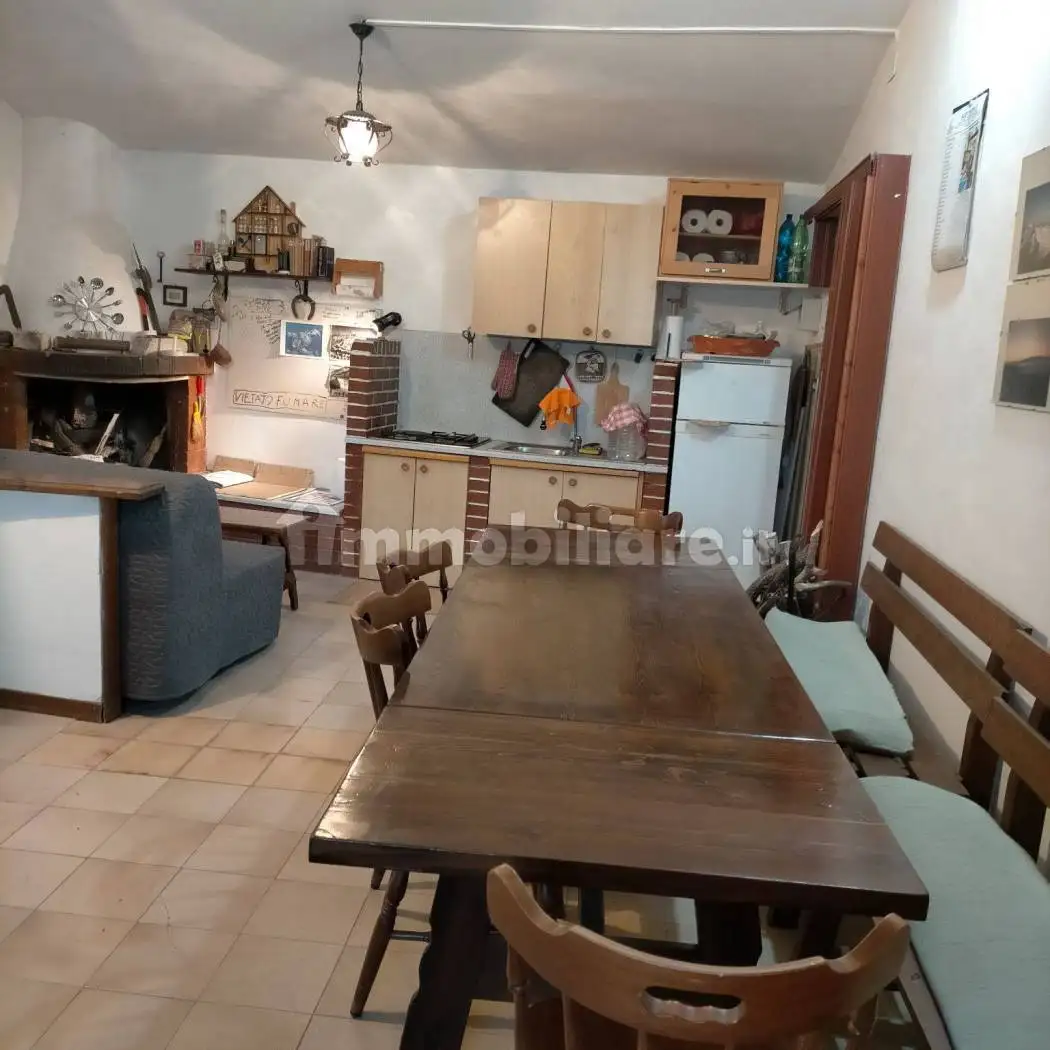 Rustico - Casale in vendita a Pescosansonesco