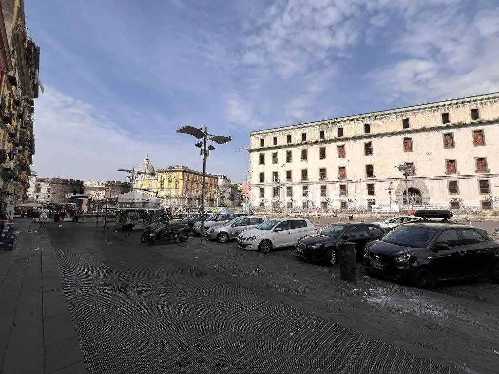 Appartamento in affitto a Napoli