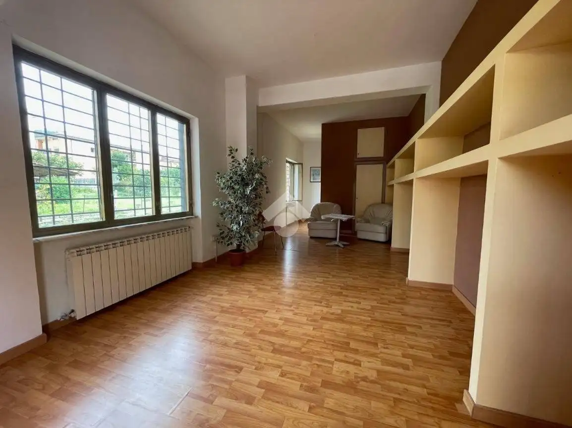 Appartamento in affitto a Atina