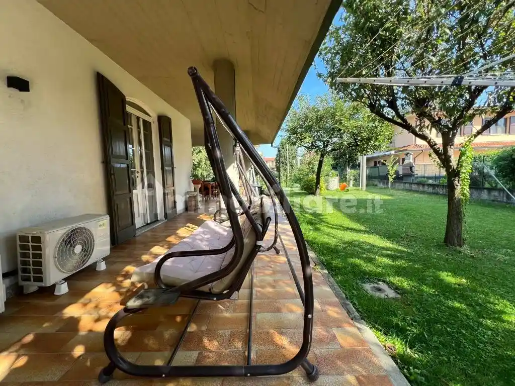 Villa in vendita a Rivolta d'Adda