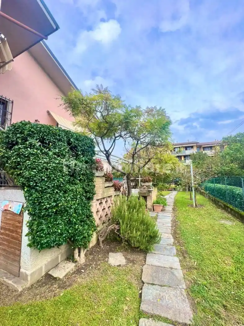 Villa unifamiliare via Giuseppe Parini 17, Muzza Sant'Angelo, Cornegliano Laudense - foto 3