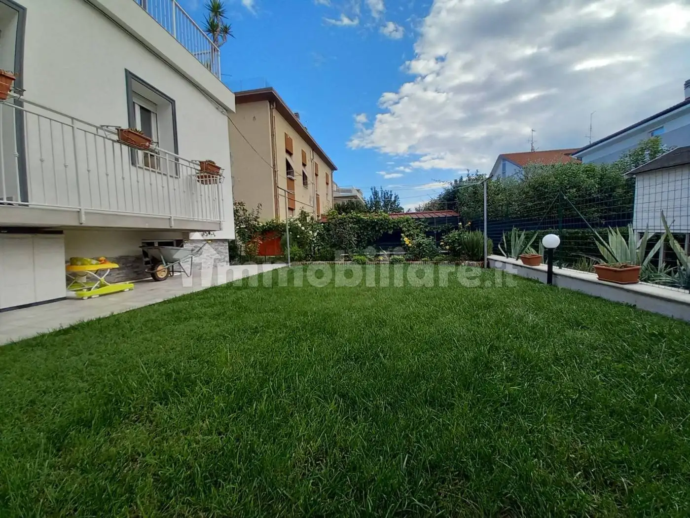 Villa in vendita a Pesaro