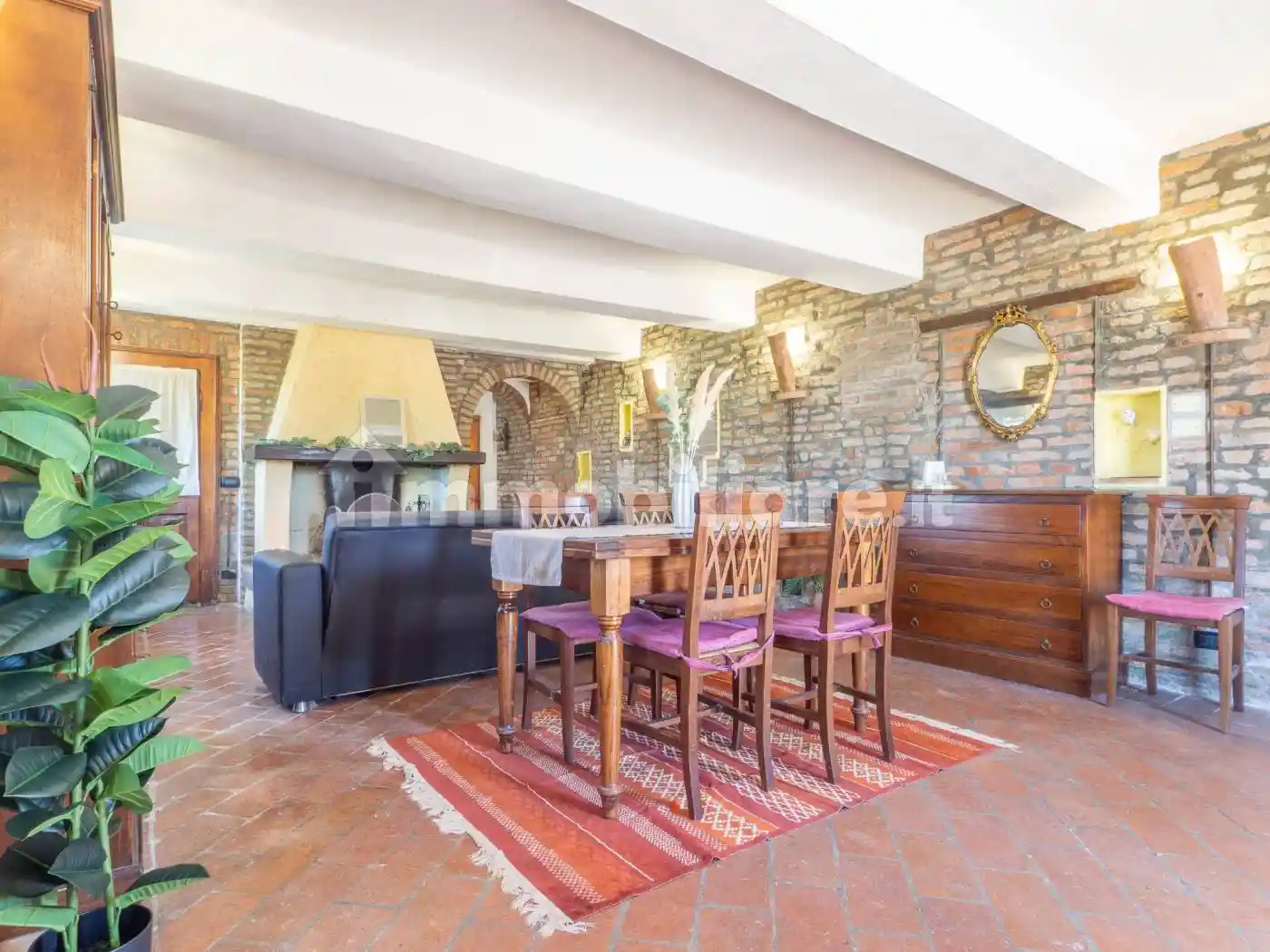 Rustico - Casale in vendita a Jolanda di Savoia