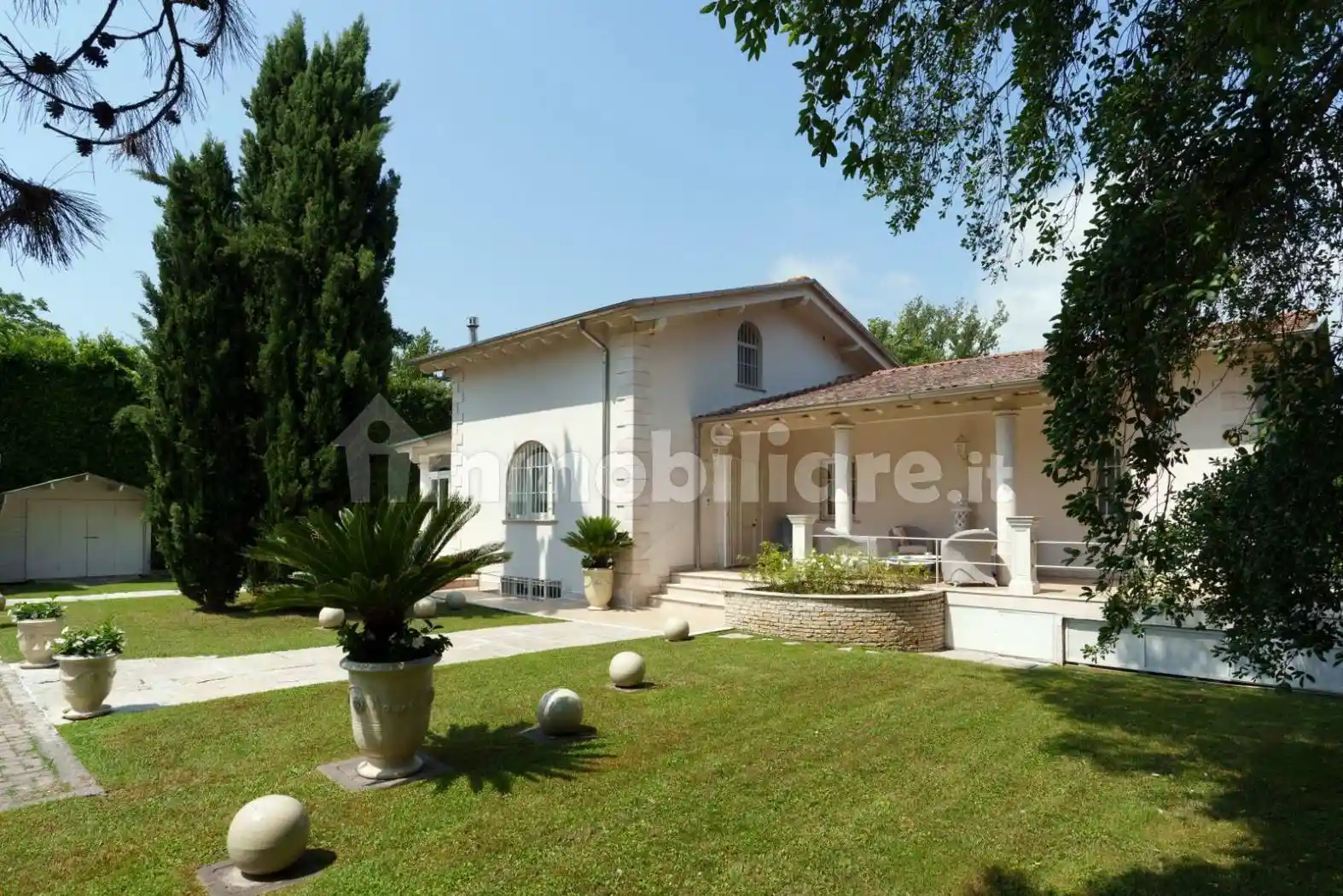 Villa in vendita a Pietrasanta