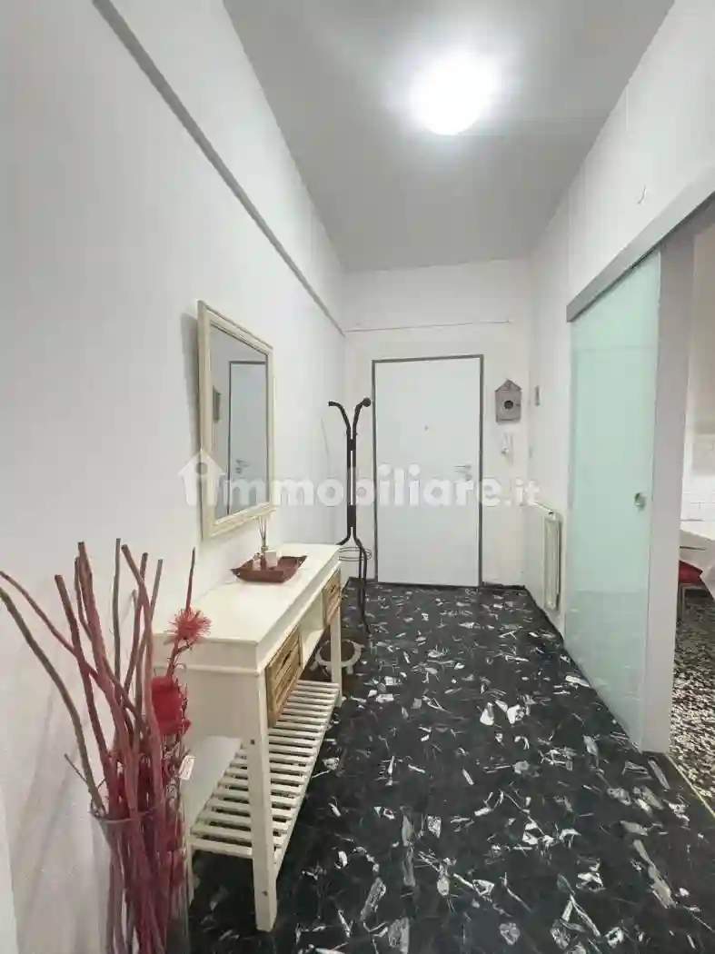 Trilocale buono stato, piano rialzato, Centro, Albisola Superiore - foto 4