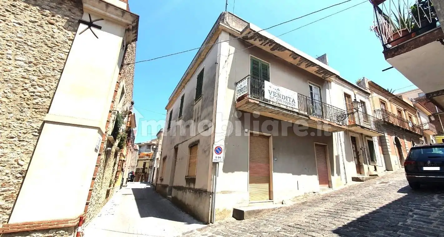 Casa indipendente in vendita a Roccavaldina